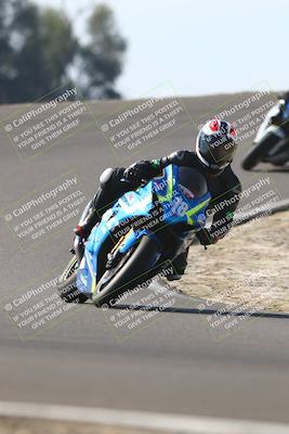 media/Nov-02-2025-Lets Ride (Sun) [[f7a3caa734]]/B Group/1220pm (Turn 2 Outside)/